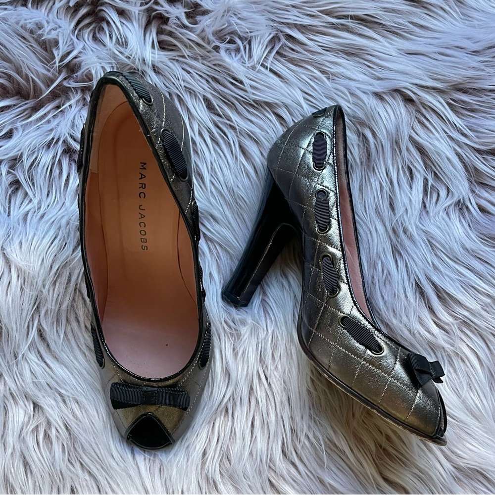 Marc Jacobs Metallic Quilted Peep-Toe Pumps